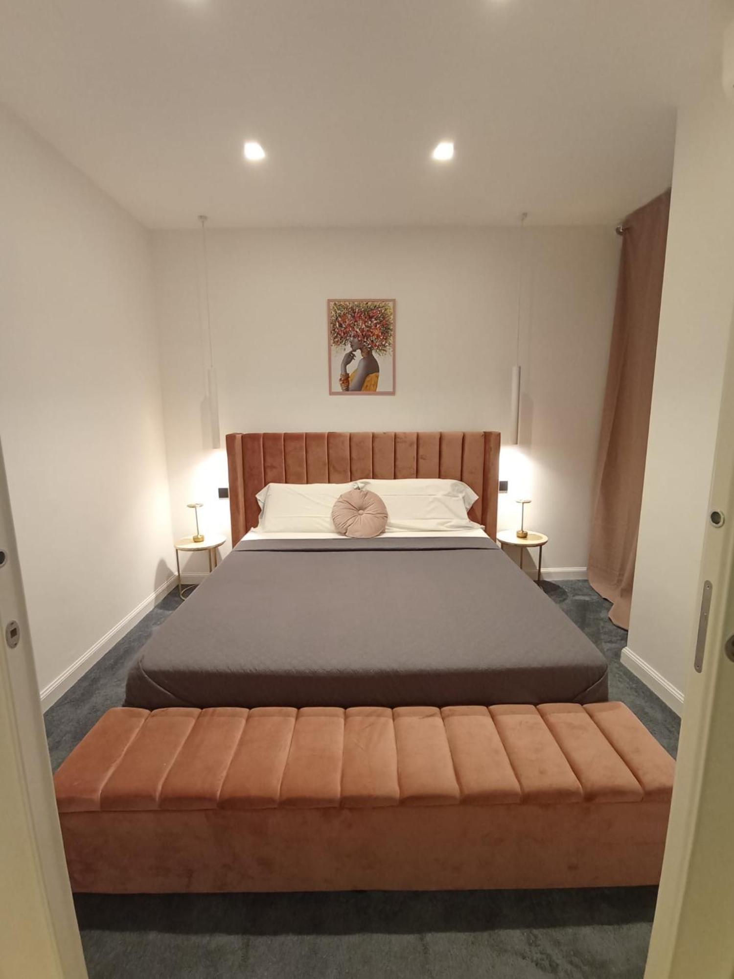 President Plaza Vip Suite Spa By Babylon Stay Naples Extérieur photo